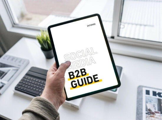 social_media_b2b_guide_tablet
